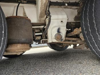 MAX 110 / 3 X STEERING AXLE / HYDRAULIC RAMP